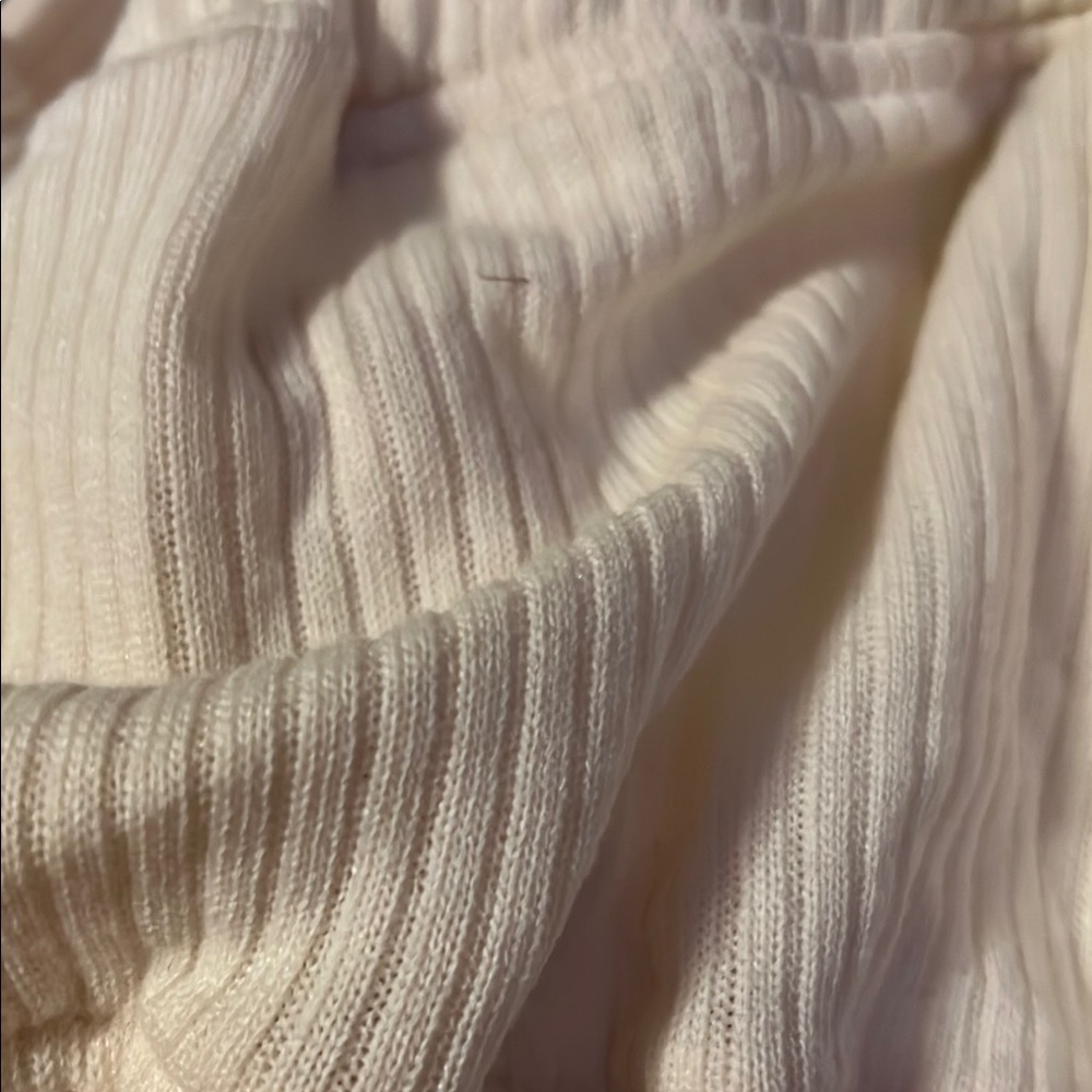 WeWoreWhat Cream Textured halter tie bra top - Picture 10 of 10